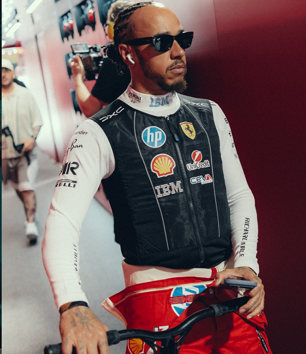 Formula 1 | Hamilton wil zonder simulator uit mini‑dip komen